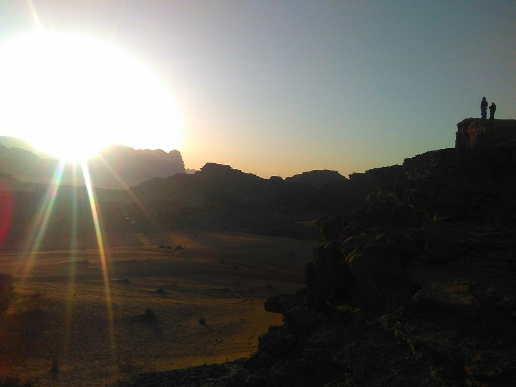 Rum Oasis Camp Wadi Rum Bagian luar foto