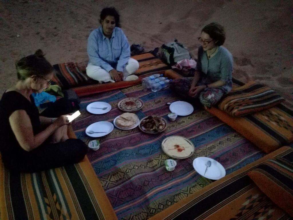 Rum Oasis Camp Wadi Rum Bagian luar foto