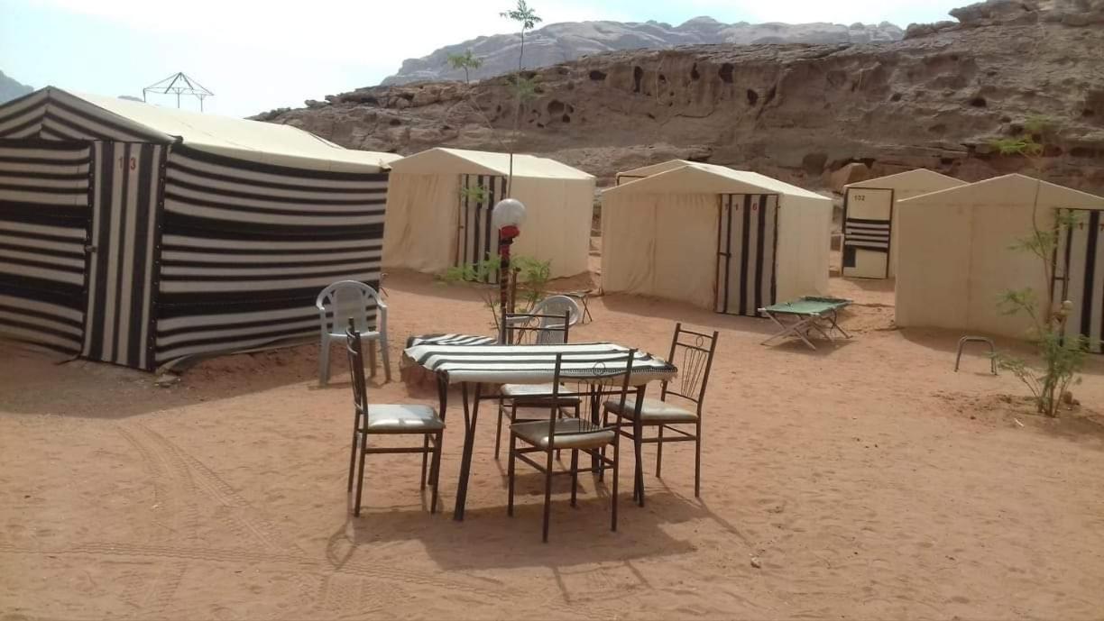 Rum Oasis Camp Wadi Rum Bagian luar foto